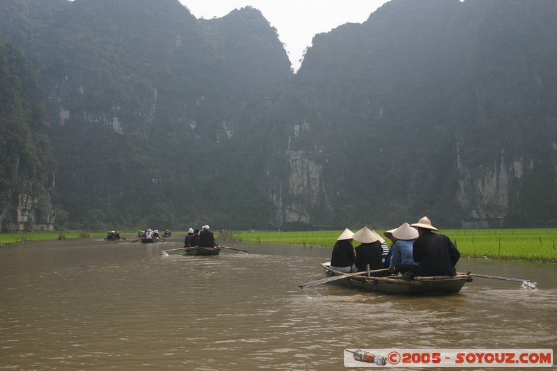 Ninh Binh - Tam Coc
Mots-clés: Vietnam Riviere bateau personnes