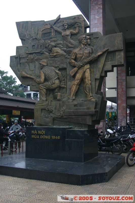 Hanoi - Communist Sculpture
Mots-clés: Vietnam statue Communisme