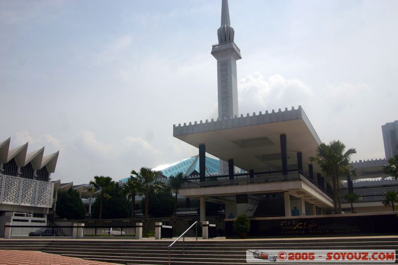 Masjid Negara
mosquée nationale - national mosque
Mots-clés: Central Market Dataran Merdeka Federal Territory Kuala Lumpur Malaysia Masjid Negara Menara Petronas Twin Towers Twin Towers