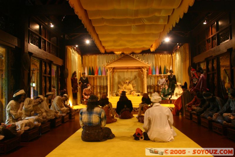 Muzium Budaya
Mots-clés: A Famosa Cheng Hoon Teng Dutch Square Independence Malacca Malaysia Melaka Saint Francis Xavier