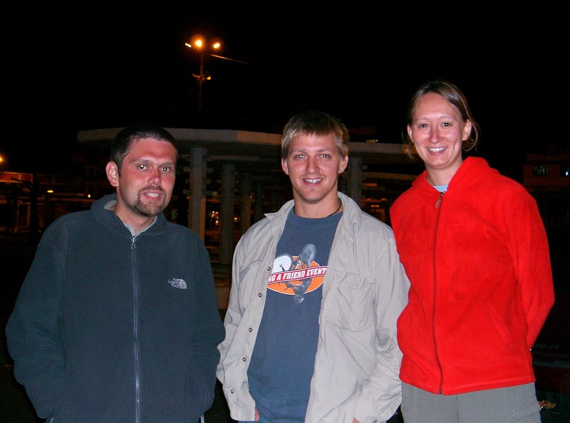 Rob et Sherry
Nous nous étions rencontré lors de la visite du parc de Machalilla et revus plusieurs fois pendant notre voyage en Equateur.
Canadiens - Ottavalo (Equateur) - Juillet 2004
