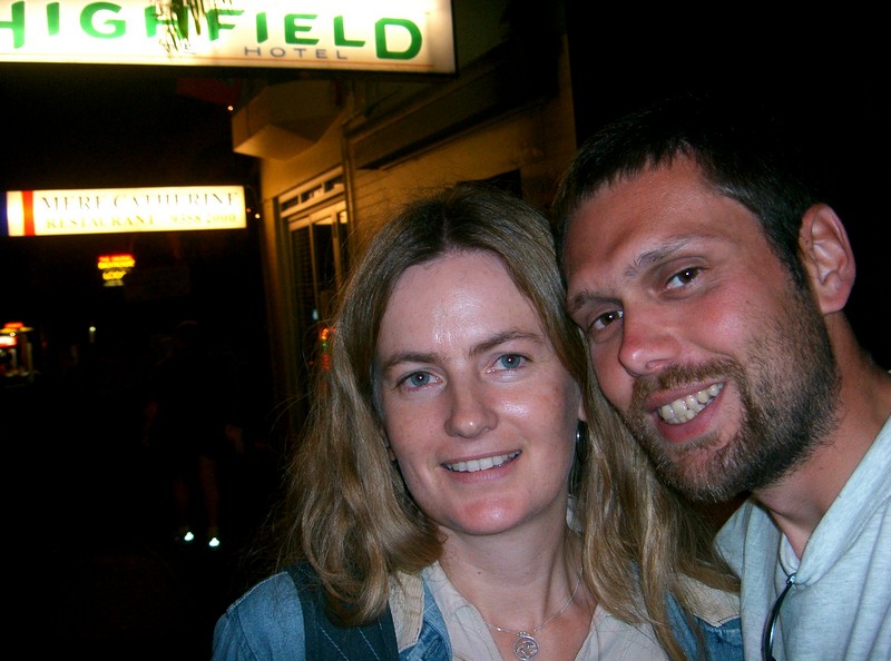 Louise
Nous nous étions rencontré lors de l'éclipse solaire de 2002 ç Ceduna (Australie). Je l'ai revu lors de mon retour en Australie pendant mon tour du Monde.
Australienne - Sydney (Australie) - Décembre 2004
