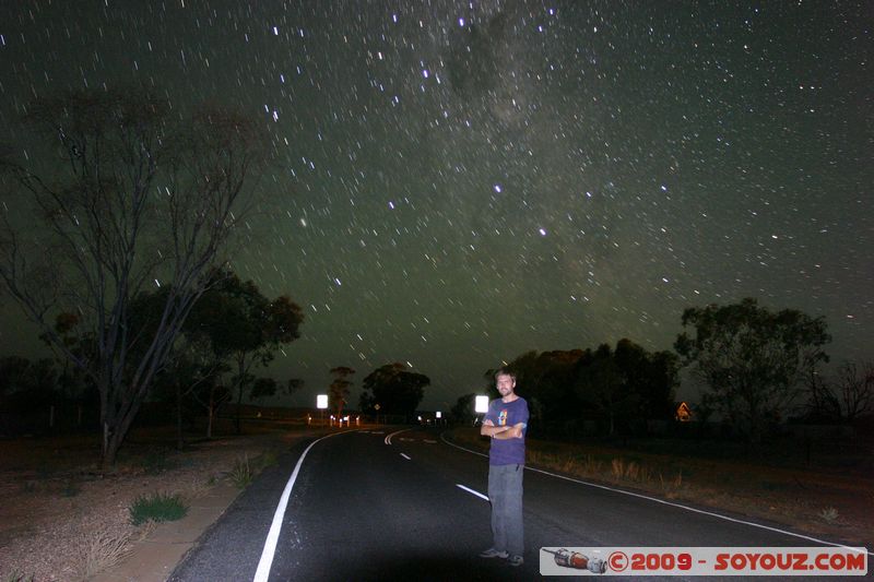 Broken Hill The sky and I
Mots-clés: Astronomie Nuit Etoiles