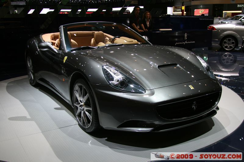 Salon Auto de Geneve 2009 - Ferrari California
Mots-clés: voiture Ferrari vehicule
