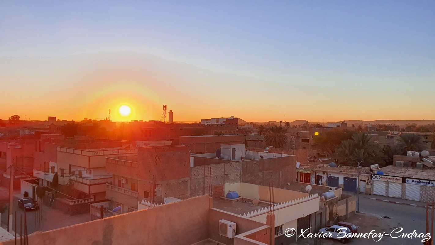 Tindouf - Coucher de Soleil
Mots-clés: Algérie DZA geo:lat=27.67410776 geo:lon=-8.14323485 geotagged Tindouf Tindouf Mouggar Tinduf DZ sunset