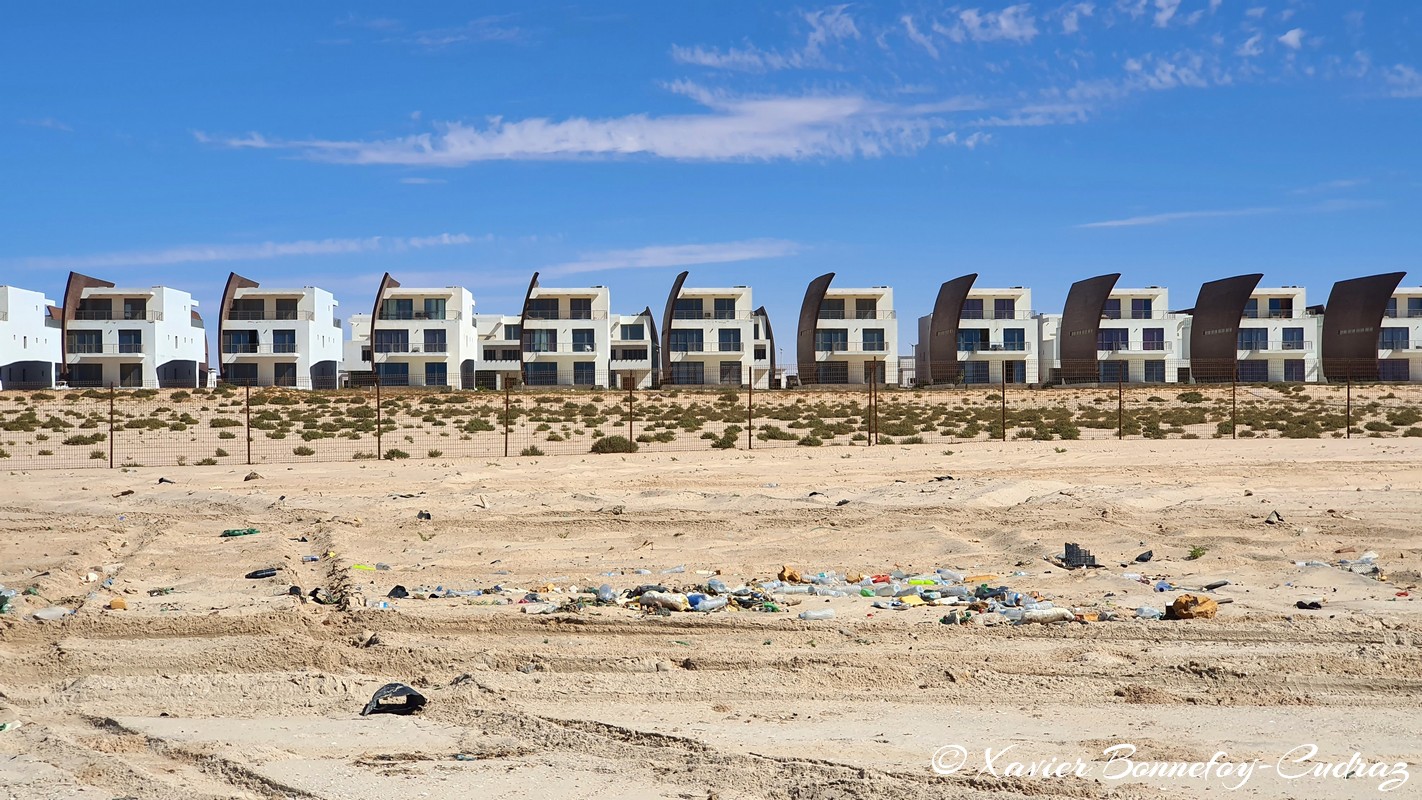 Nouakchott - La plage de Sultan - Al Salam Resort
Mots-clés: geo:lat=18.22451339 geo:lon=-16.03642344 geotagged Jreïda Mauritanie MRT Nouakchott plage Mer La plage de Sultan Al Salam Resort