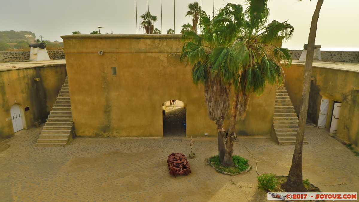Ile de Gorée - Fort d'Estrées
Mots-clés: geo:lat=14.67085741 geo:lon=-17.39959180 geotagged Gorée Region Dakar SEN Senegal Ile de Gorée patrimoine unesco Fort d'Estrées Fort Hdr