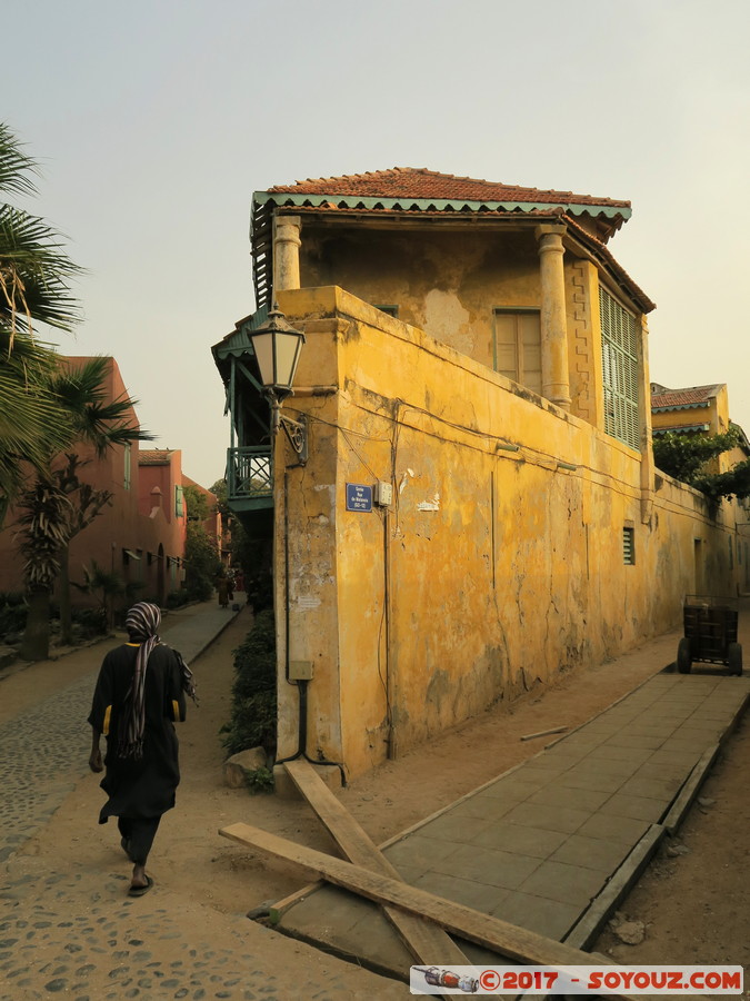 Ile de Gorée - Rue de Malavois
Mots-clés: geo:lat=14.66771514 geo:lon=-17.39761770 geotagged Gorée Region Dakar SEN Senegal Ile de Gorée patrimoine unesco Colonial Francais