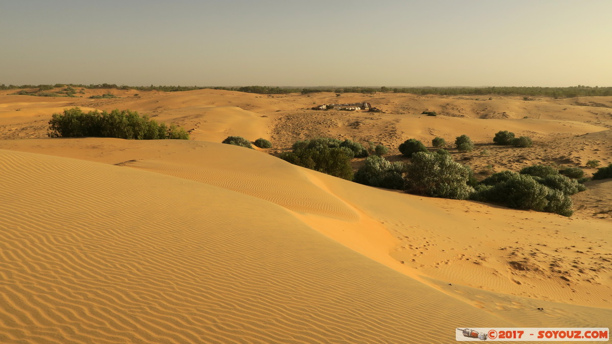 Desert de Lompoul
Mots-clés: geo:lat=15.46036037 geo:lon=-16.69112921 geotagged SEN Senegal Thiès Tioukougne Peul Désert de Lompoul Desert