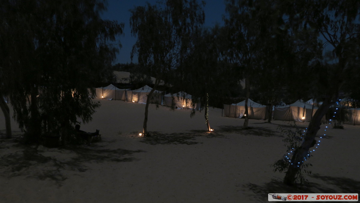 Desert de Lompoul by Night - Camp - khaïmas (tentes maures)
Mots-clés: geo:lat=15.45419986 geo:lon=-16.68695301 geotagged Mbèss Region Louga SEN Senegal Désert de Lompoul Desert Nuit khaïmas (tentes maures)