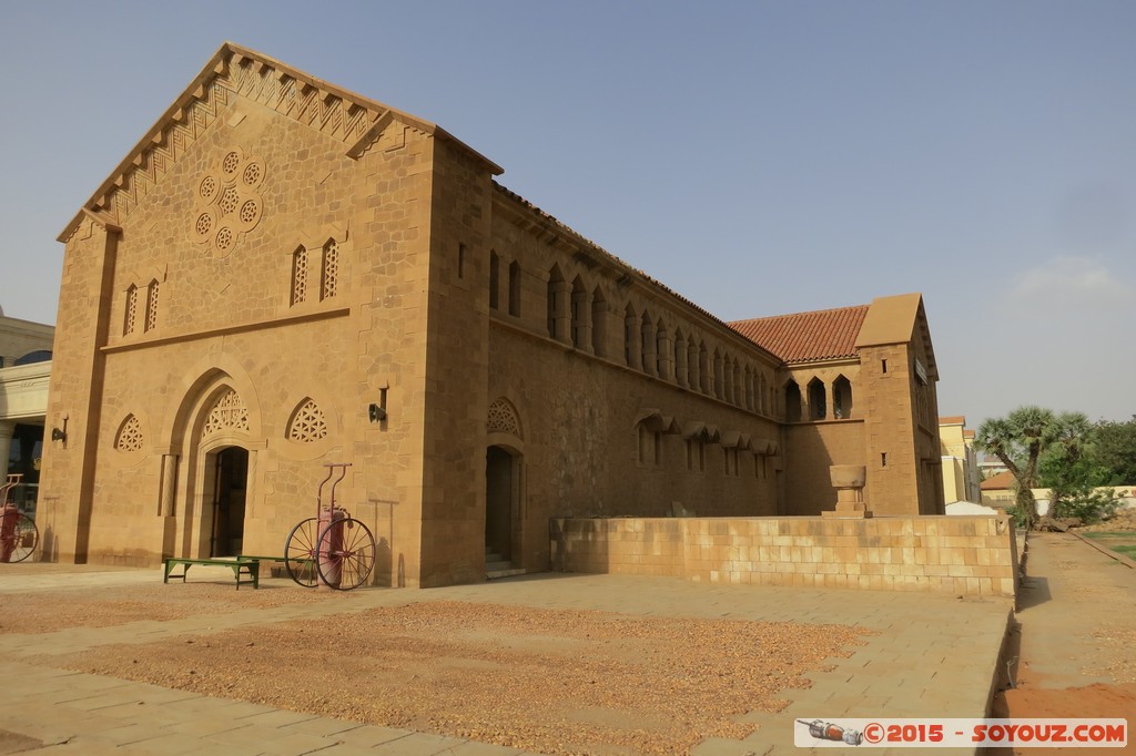 Khartoum - Republican Palace Museum
Mots-clés: geo:lat=15.60805423 geo:lon=32.52897799 geotagged Khartoum SDN Soudan Republican Palace Museum