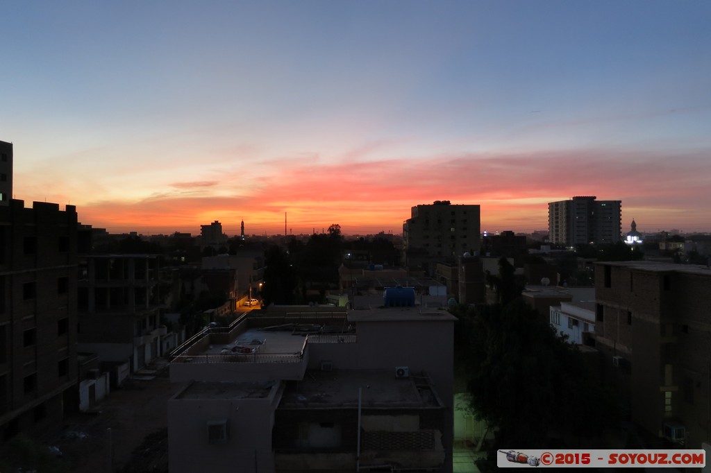 Khartoum  - Sunset on Amarat / Street 49
Mots-clés: Arkawit geo:lat=15.56801689 geo:lon=32.54755765 geotagged Khartoum SDN Soudan sunset Amarat Street 49