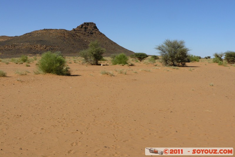 El Ghadoora - Desert
Mots-clés: El Ghadoora geo:lat=16.43185732 geo:lon=33.24751436 geotagged Nahr an NÄ«l SDN Soudan Montagne Desert