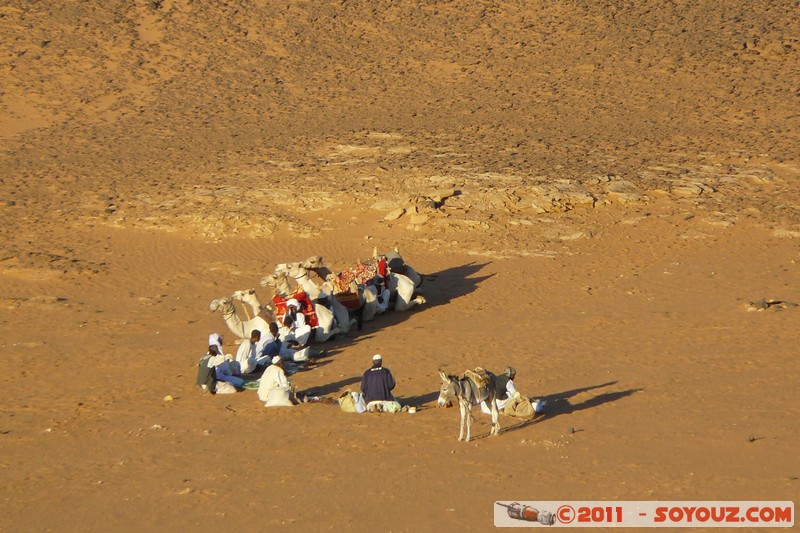 Meroe - Local people
Mots-clés: geo:lat=16.93362000 geo:lon=33.75718296 geotagged Hillat ed Darqab Nahr an NÄ«l SDN Soudan sunset Desert animals chameau ane personnes