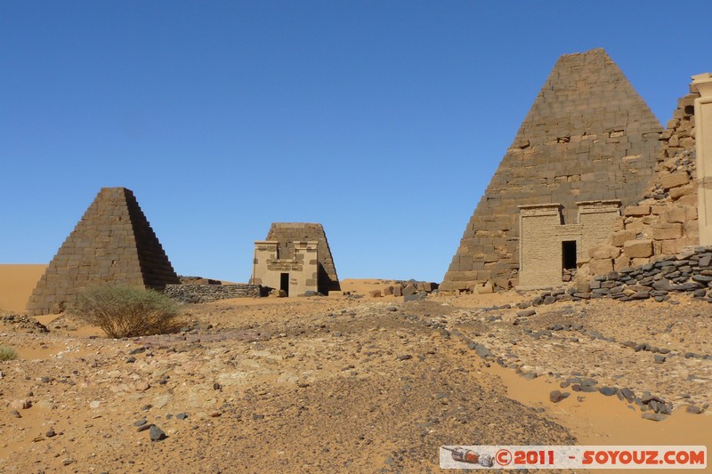 Meroe Pyramids - Southern Cemetery
Mots-clés: Ruines Egypte patrimoine unesco Desert