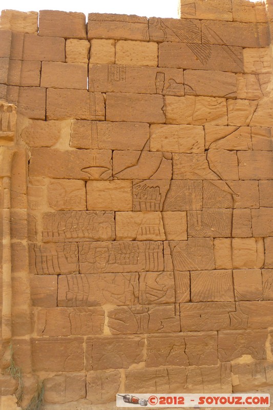 Naqa - Temple of Apedemak - Queen Amanitore
Mots-clés: geo:lat=16.26872983 geo:lon=33.27285647 geotagged Soudan Naqa Temple of Apedemak Bas relief Ruines egyptiennes patrimoine unesco