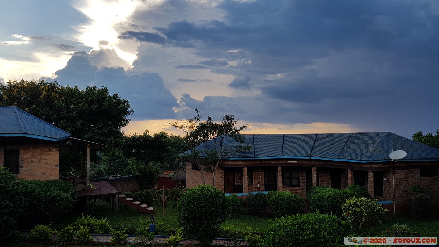 Kibondo - Sub-Delegation - Sunset
Mots-clés: Kibondo Kigoma Tanzanie TZA Tanzania sunset