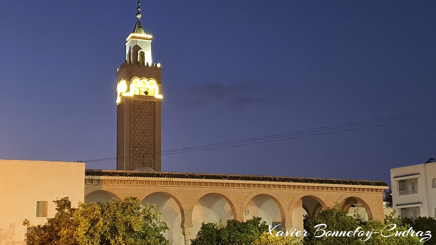 La Marsa Plage by Night - La Mosquée
Mots-clés: geo:lat=36.88211470 geo:lon=10.33181012 geotagged La Marsa Plage TUN Tūnis Tunisie Tunis La Marsa Mosque Religion Nuit