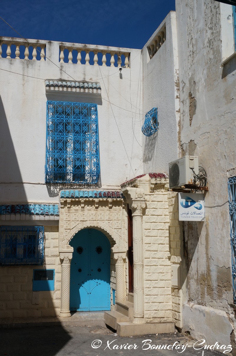 Tunis - Medina - Porte
Mots-clés: geo:lat=36.79306568 geo:lon=10.17282663 geotagged Tourbet El Bey TUN Tūnis Tunisie Porte Medina