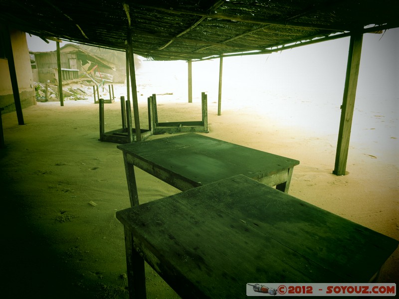 Mondoukou
Mots-clés: plage old camera CÃ´te d&#039;Ivoire Mondoukou