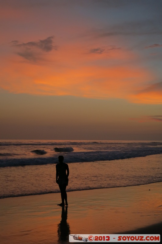 Assinie - Coucher de Soleil
Mots-clés: CIV CÃ´te d&#039;Ivoire Sud-Como mer sunset personnes plage