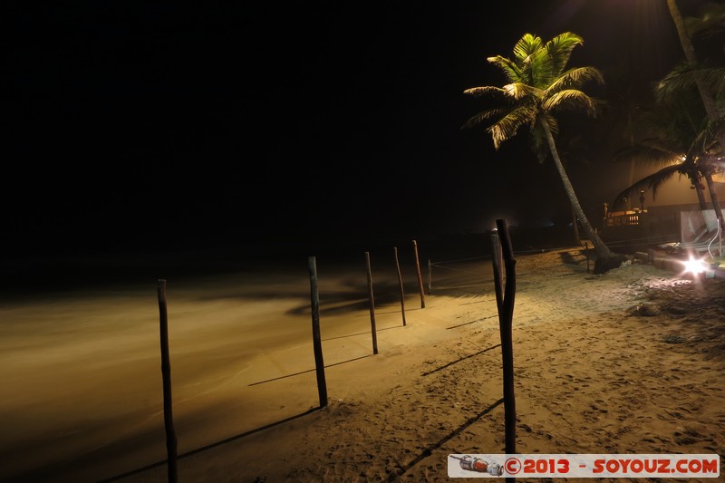 Assinie de Nuit - Hotel O Sole Mio
Mots-clés: CIV CÃ´te d&#039;Ivoire Sud-Como Nuit plage mer Palmier