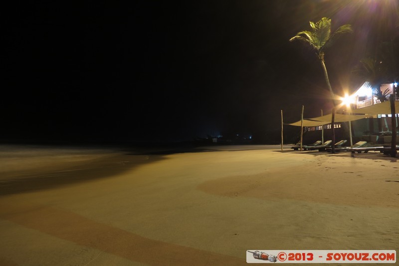 Assinie de Nuit - Hotel O Sole Mio
Mots-clés: CIV CÃ´te d&#039;Ivoire Sud-Como Nuit plage mer Palmier Lumiere Insolite geo:lat=5.15807600 geo:lon=-3.46383691 geotagged