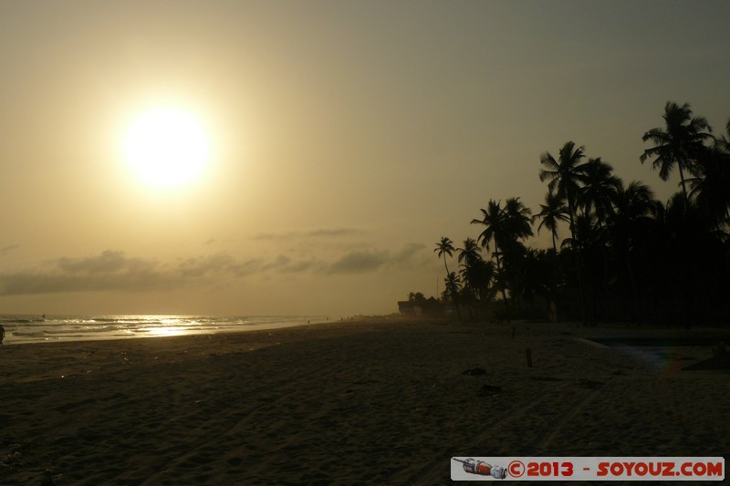 Assinie - Coucher de Soleil
Mots-clés: plage mer sunset Palmier