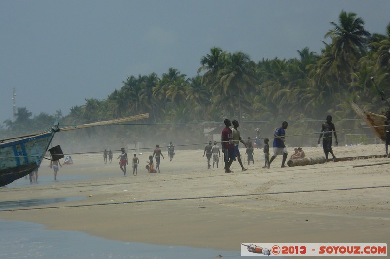 Assinie
Mots-clés: plage mer personnes