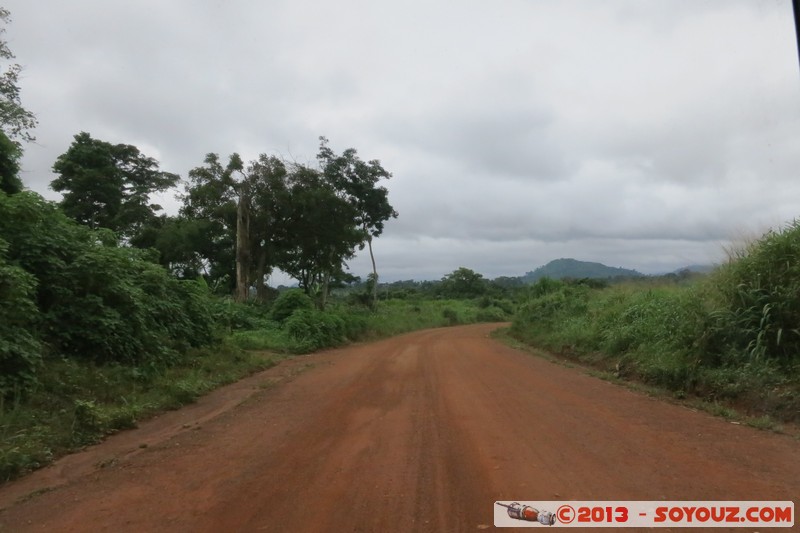 Route Man / Frontière Guinée - Gbablasso 
Mots-clés: CIV CÃ´te d&#039;Ivoire Dix-Huit Montagnes Gbablasso geo:lat=7.78011086 geo:lon=-7.70787106 geotagged