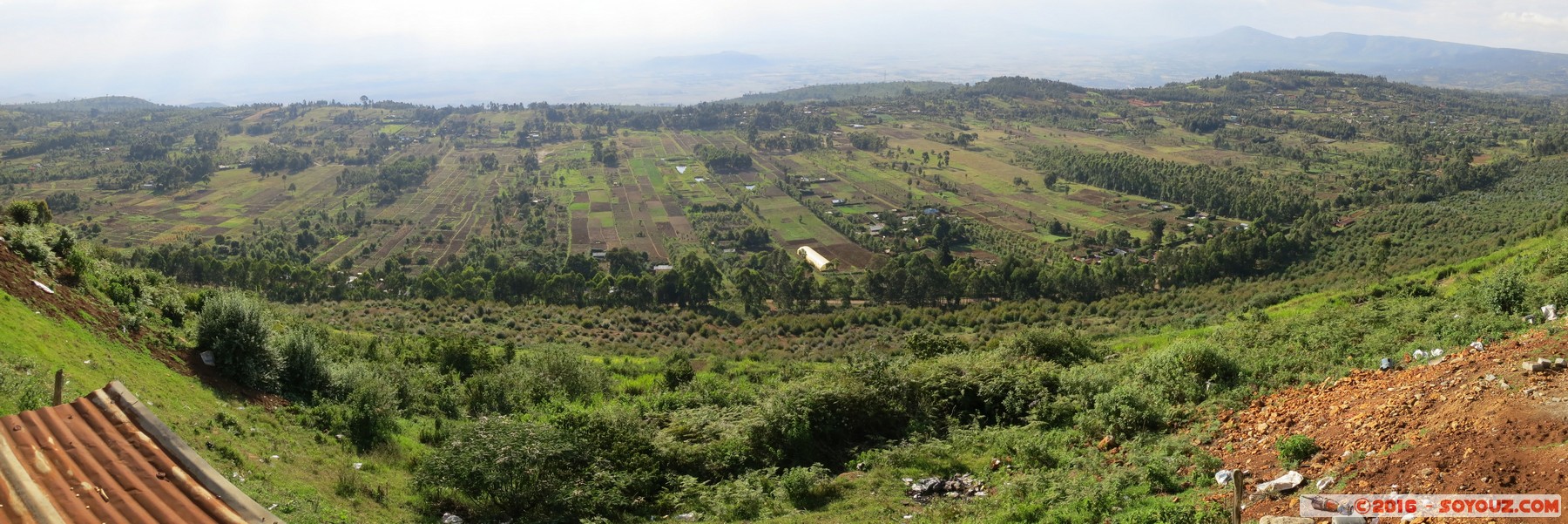 Limuru - Rift Valley lookout - panorama
Stitched Panorama
Mots-clés: KEN Kenya Kiambu Lari panorama