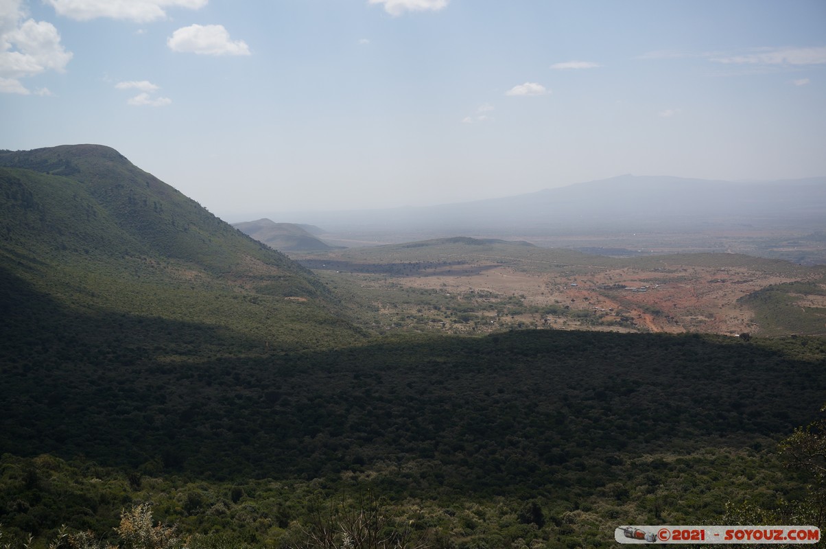 Rift Valley - Jambo Scenic View
Mots-clés: geo:lat=-1.05609722 geo:lon=36.60275280 geotagged KEN Kenya Larkhill Nakuru paysage Rift Valley