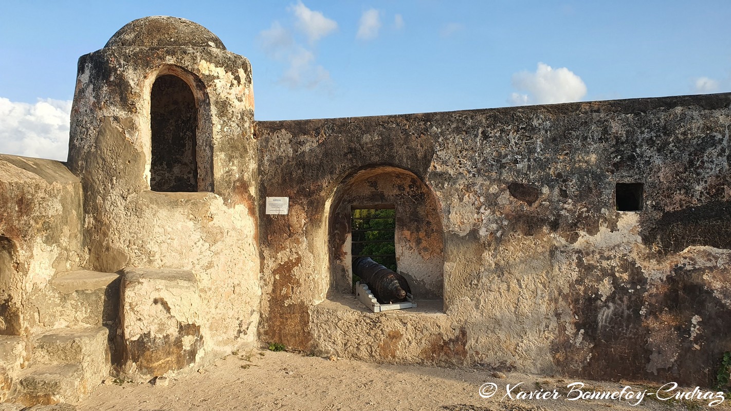 Mombasa - Fort Jesus
Mots-clés: geo:lat=-4.06292521 geo:lon=39.68010452 geotagged KEN Kenya Mombasa Tayari Fort Jesus patrimoine unesco