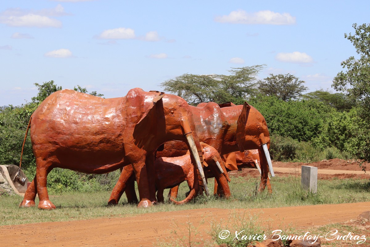 Nairobi National Park - Elephant
Mots-clés: geo:lat=-1.34574886 geo:lon=36.79720762 geotagged KEN Kenya Nairobi Area Nairobi National Park Elephant sculpture