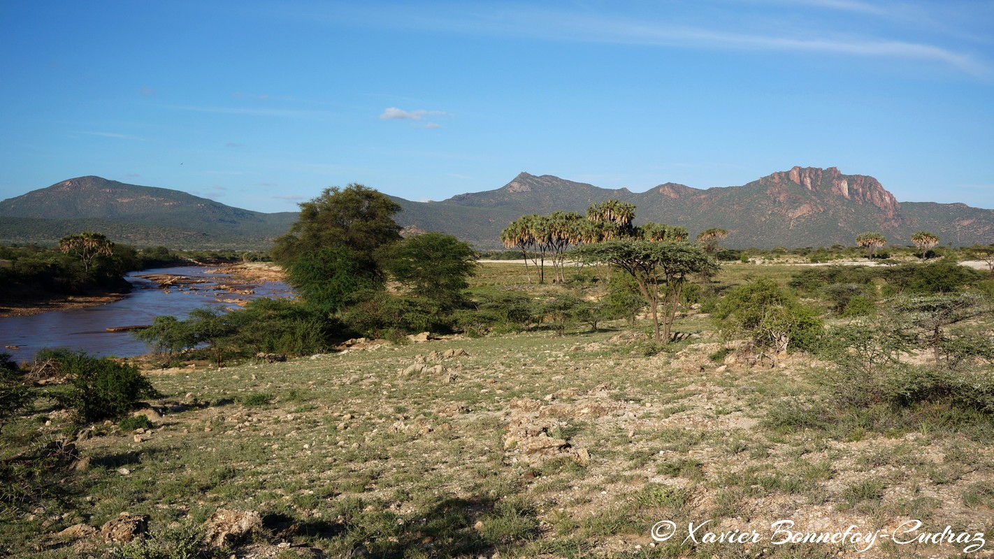 Shaba - Ewaso Ngiro river
Mots-clés: Archers Post geo:lat=0.65215500 geo:lon=37.72928700 geotagged KEN Kenya Samburu Isiolo Shaba National Reserve Ewaso Ngiro river Riviere Montagne