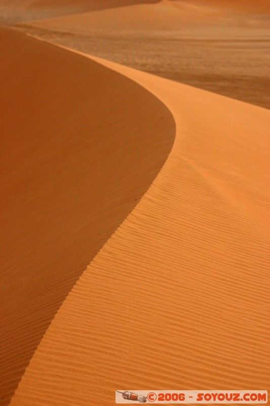 Courbes
Mots-clés: couche de soleil sunset sand desert