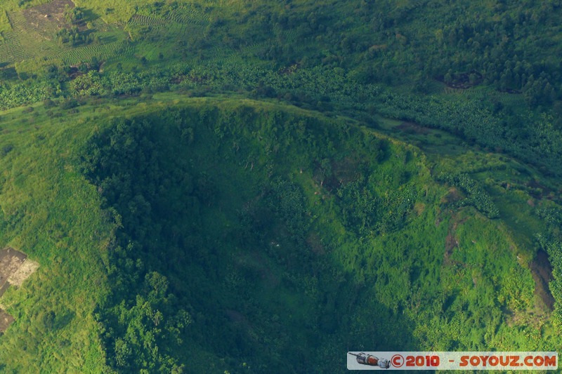 Vol Goma - Beni - Cratere de volcan
Mots-clés: paysage volcan