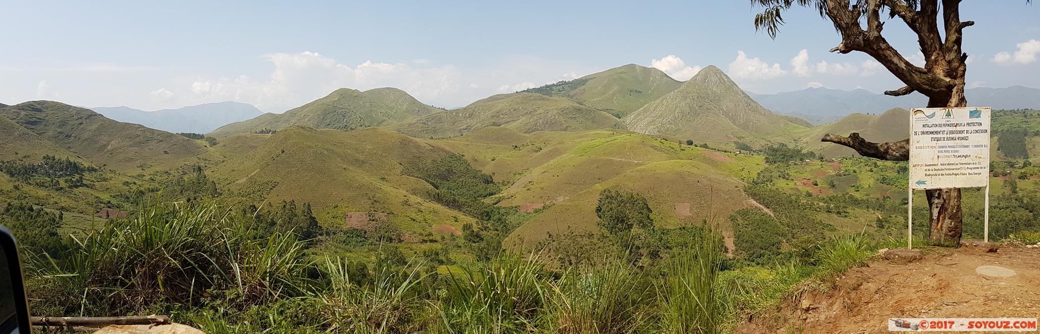 Sud Kivu - Route des Escarpements - panorama
Mots-clés: COD geo:lat=-2.69457037 geo:lon=28.89516395 geotagged Nyagezi République Démocratique du Congo Sud-Kivu Route des Escarpements panorama