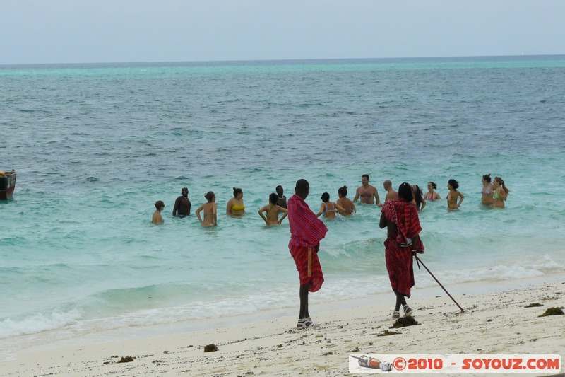 Zanzibar - Kendwa - Aquagym for Italians and lost Masai
Mots-clés: plage mer personnes