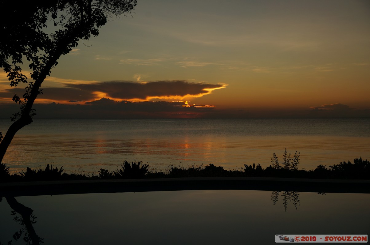 Zanzibar - Dimbani - Sunset
Mots-clés: Dimbani Tanzanie TZA Zanzibar Central/South Zanzibar Mer Piscine Karamba Resort sunset Lumiere
