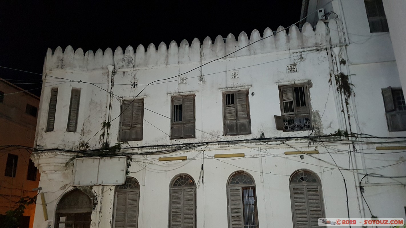 Zanzibar by night - Stone Town
Mots-clés: Tanzanie TZA Vuga Zanzibar Urban/West Zanzibar Stone Town Nuit