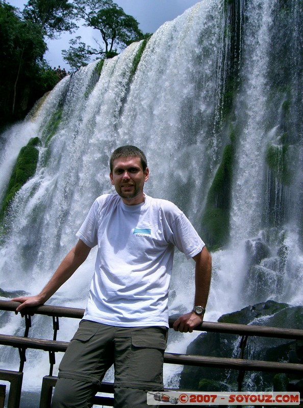 Cataratas del Iguazu - Salto Bossetti - moi
Mots-clés: cascade