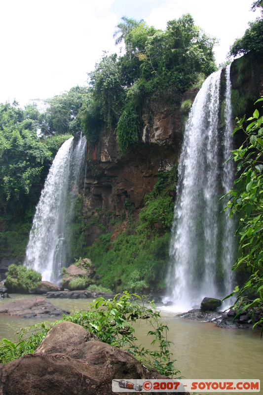 Cataratas del Iguazu - Salto Dos Hermanas
Mots-clés: cascade