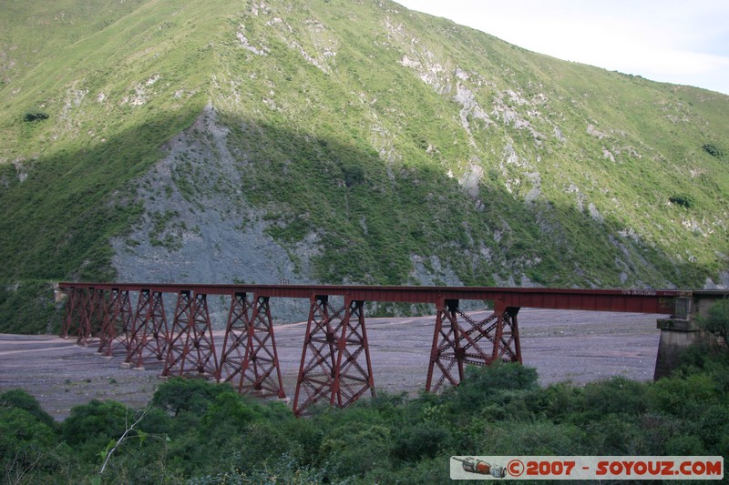 Ruta 51 - Quebrada del Toro - pont du Tren a Las Nubes
