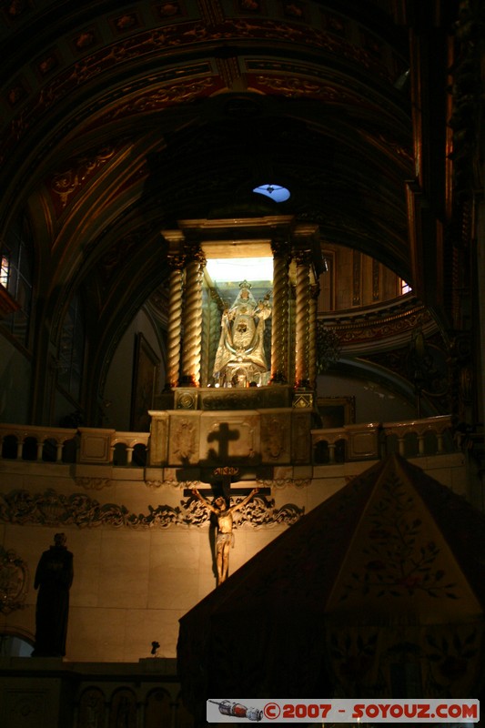 Cordoba - Manzana de los Jesuitas - Basilica Santo Domingo
