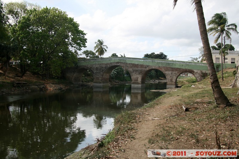 Sancti Spiritus - Puente Yayabo
Mots-clés: CUB Cuba geo:lat=21.92367452 geo:lon=-79.44409230 geotagged Pont Riviere
