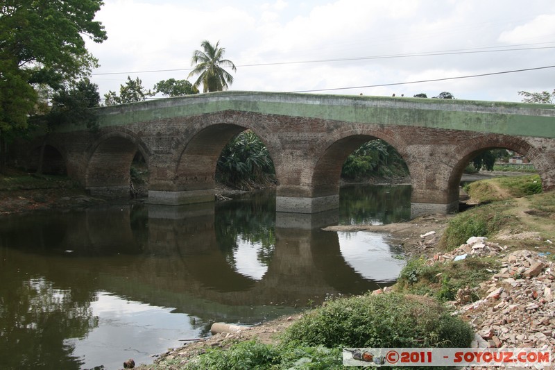 Sancti Spiritus - Puente Yayabo
Mots-clés: CUB Cuba geo:lat=21.92366855 geo:lon=-79.44408883 geotagged Sancti SpÃ­ritus Pont Riviere