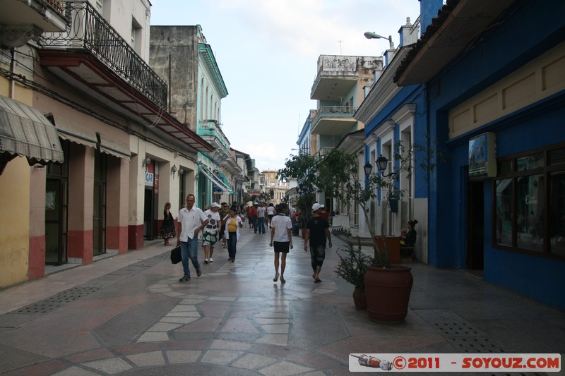 Sancti Spiritus - Calle Independencia Sur
Mots-clés: CUB Cuba geo:lat=21.92684644 geo:lon=-79.44247250 geotagged Sancti SpÃ­ritus