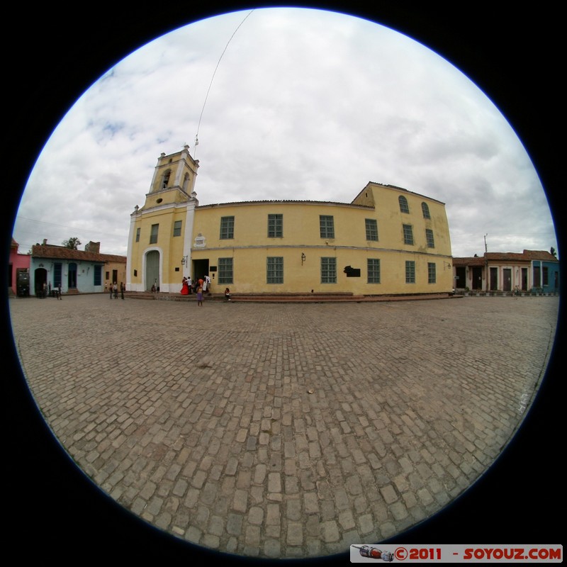 Camaguey - Iglesia San Juan de Dios
Mots-clés: CamagÃ¼ey CUB Cuba geo:lat=21.37619962 geo:lon=-77.91804357 geotagged patrimoine unesco Fish eye Eglise