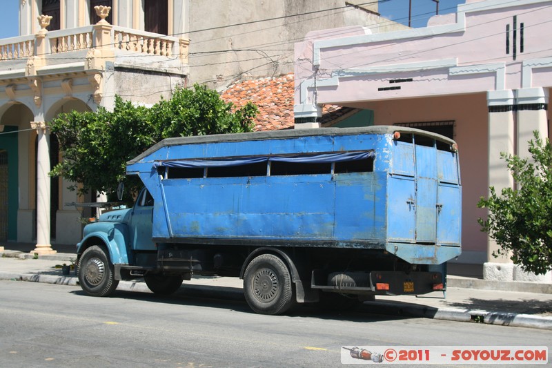 Camaguey - Avenida de la Libertad - Autobus
Mots-clés: CamagÃ¼ey CUB Cuba geo:lat=21.37366764 geo:lon=-77.91189921 geotagged La Moncloa bus